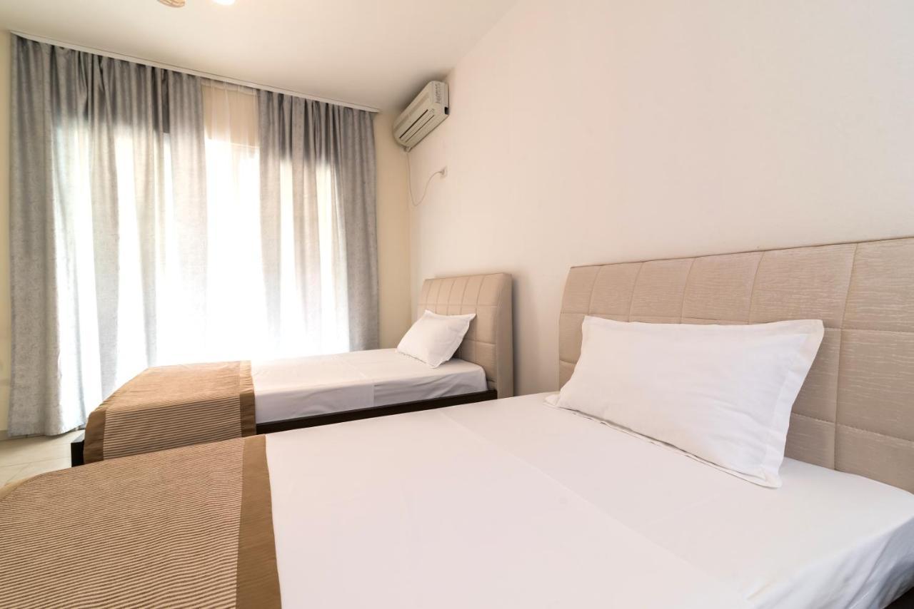 Rafaelo Resort Shengjin Exterior photo