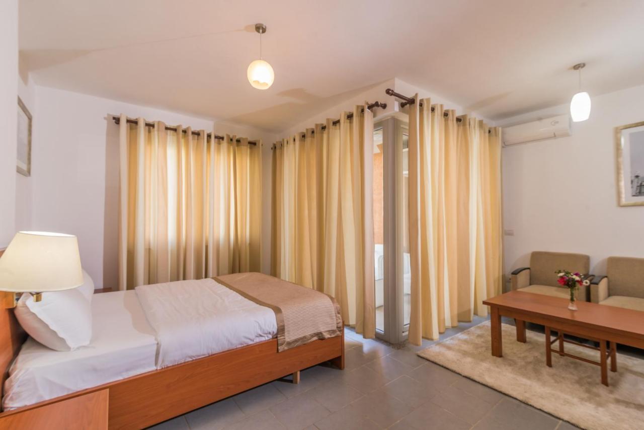Rafaelo Resort Shengjin Exterior photo