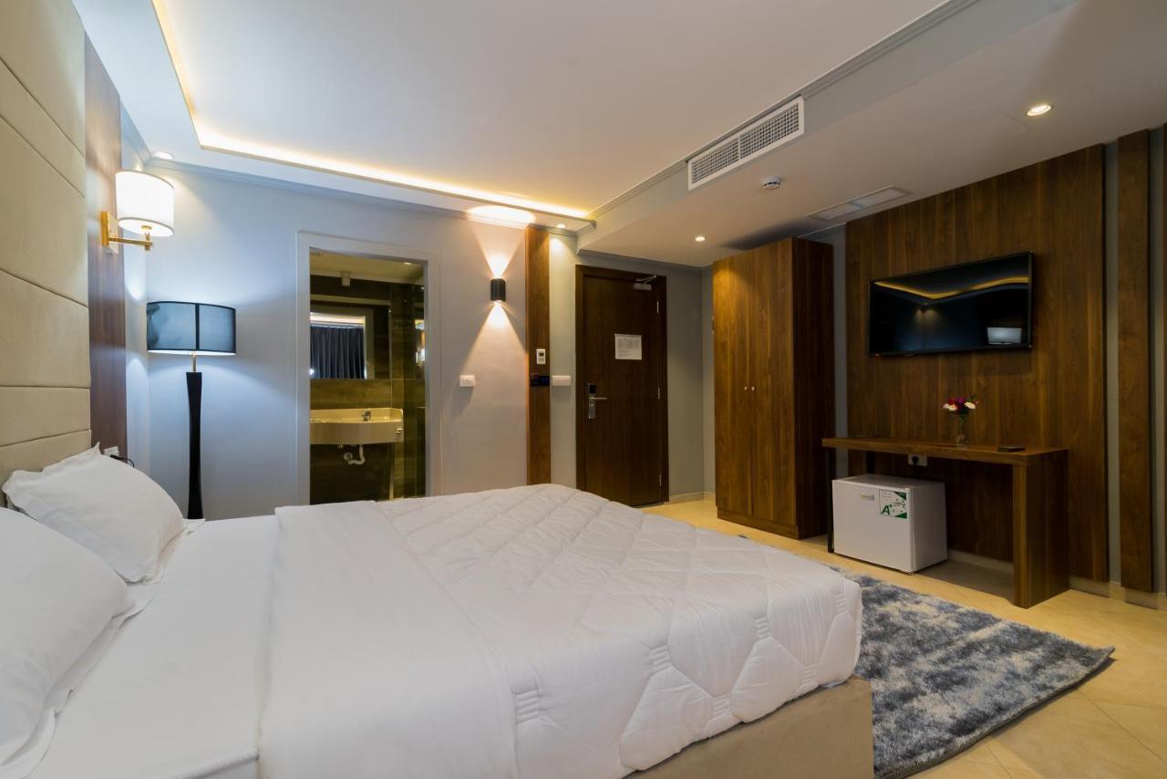 Rafaelo Resort Shengjin Exterior photo