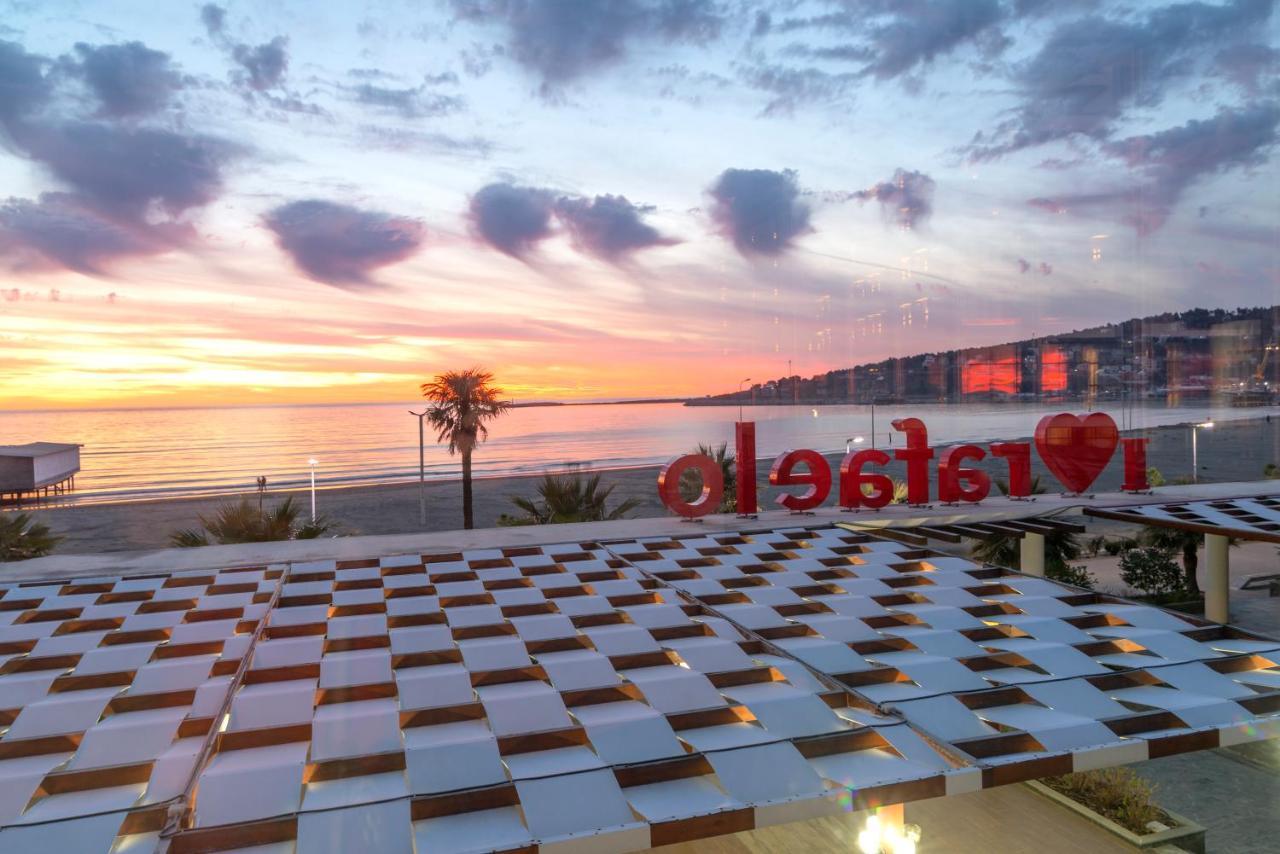 Rafaelo Resort Shengjin Exterior photo